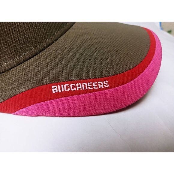 Tampa Bay Bucs Crucial Catch Kathy Reebok Onfield Hat-Size S/M Nice Condition - Picture 2 of 6